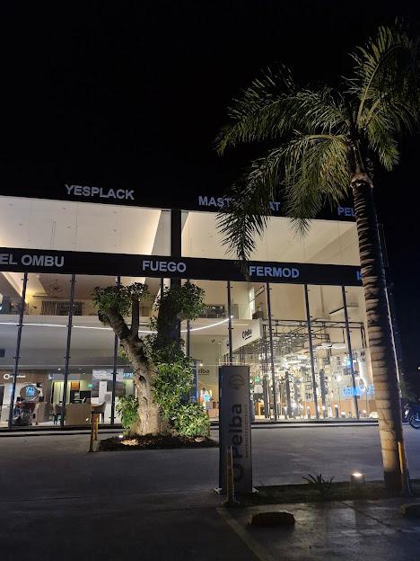 Reno Showroom